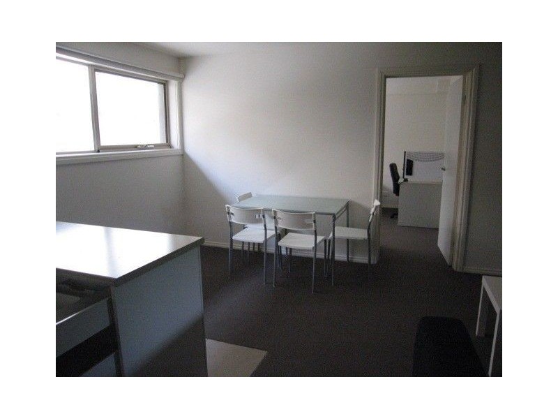 3/2 Irwin Street, Clayton VIC 3168