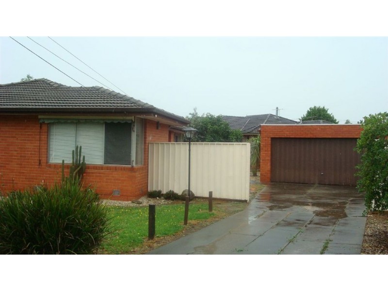 24 Turbull Avenue, Oakleigh East VIC 3166