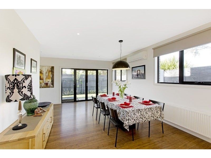 2/54 Eva Street, Clayton VIC 3168