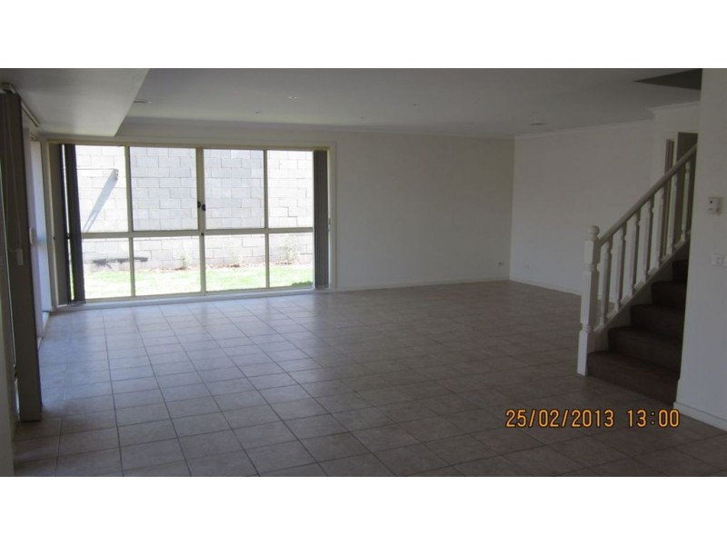 2/12 Fortuna Street, Clayton VIC 3168