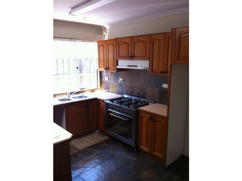 1/5 Main Road, Clayton South VIC 3169