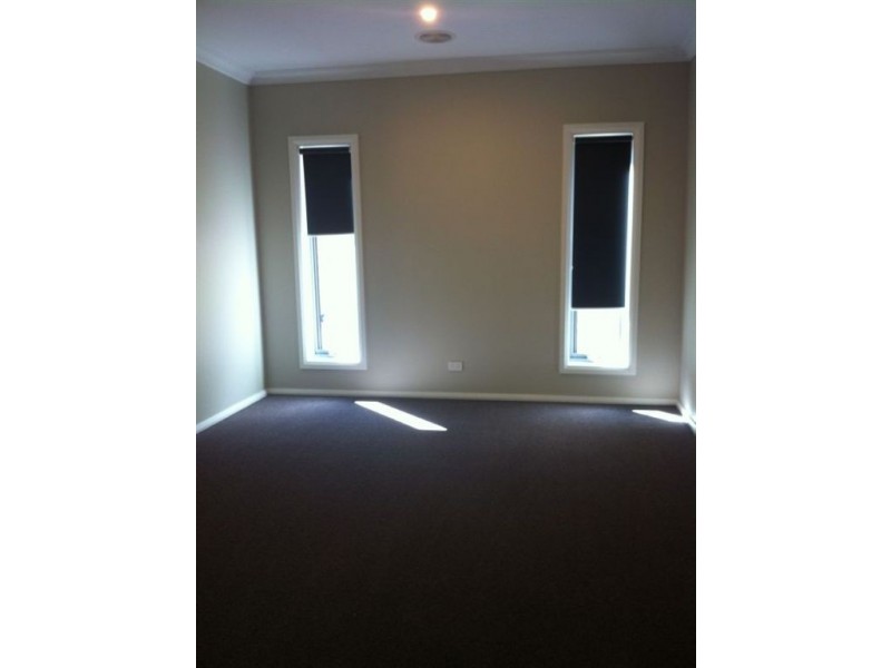 43 George Frederick Road, Cranbourne West VIC 3977