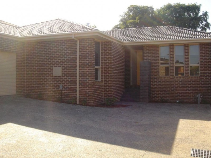 2/5 Morton Street, Clayton VIC 3168