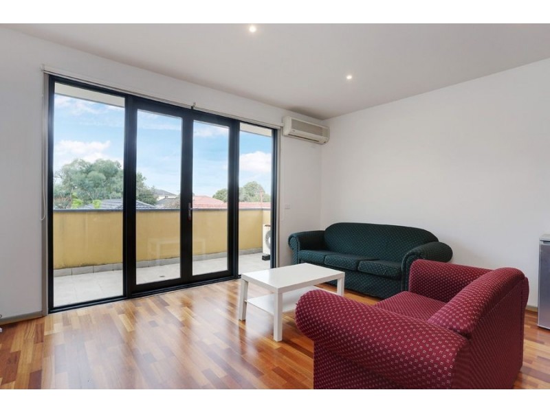 13/8-10 Browns Road, Clayton VIC 3168