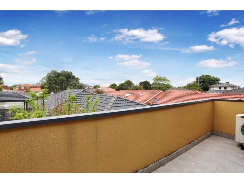 13/8-10 Browns Road, Clayton VIC 3168