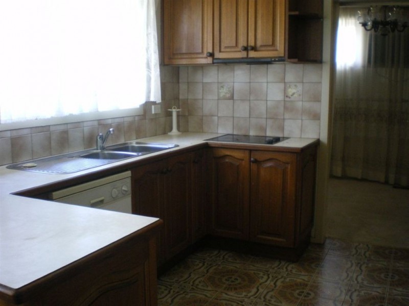 16 Academy Ave, Wheelers Hill VIC 3150