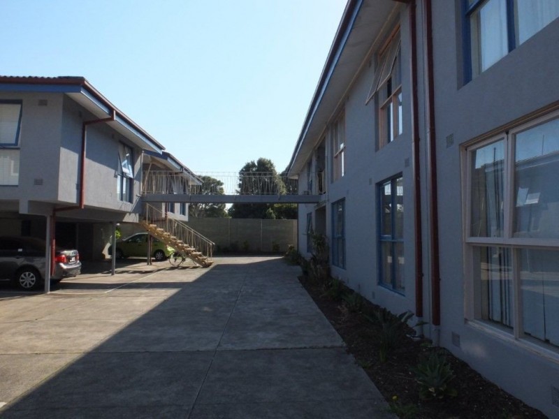 12/1379-1381 Nepean Hwy, Cheltenham VIC 3192