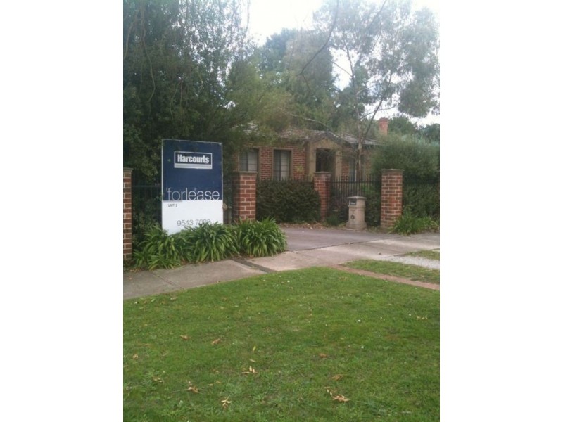 2/70 Elgin Street, Berwick VIC 3806