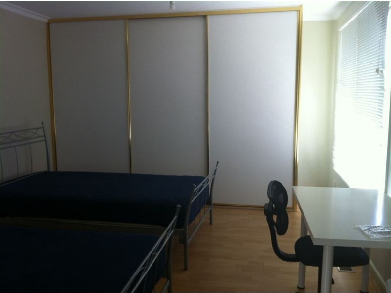 1/13 Evelyn Street, Clayton VIC 3168