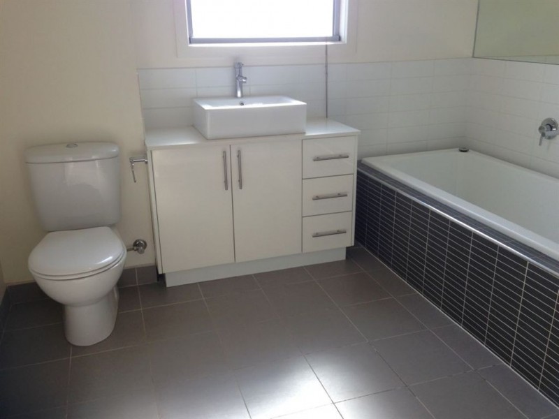 1/40 Winbirra Parade, Ashwood VIC 3147