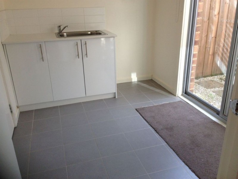 1/40 Winbirra Parade, Ashwood VIC 3147