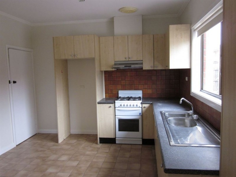 1/5 Iona Street, Clayton VIC 3168