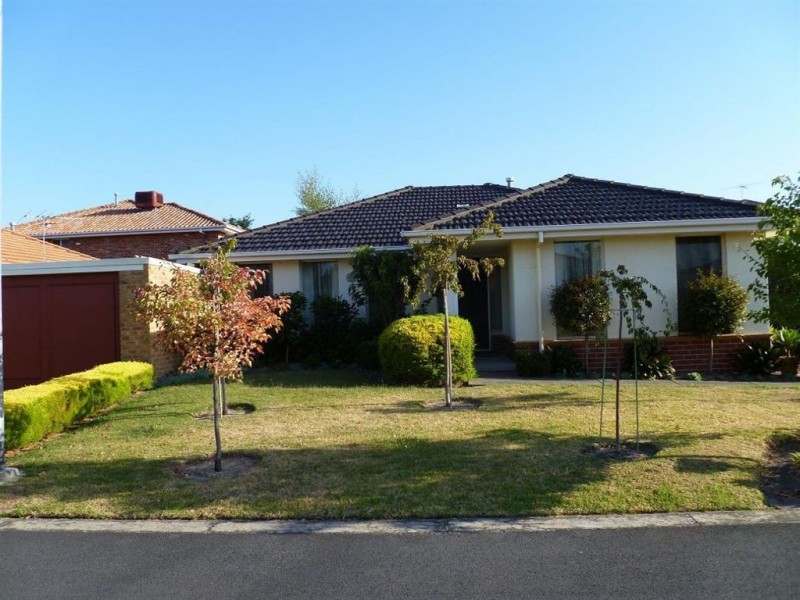 64 Albert Place, Dingley Village VIC 3172