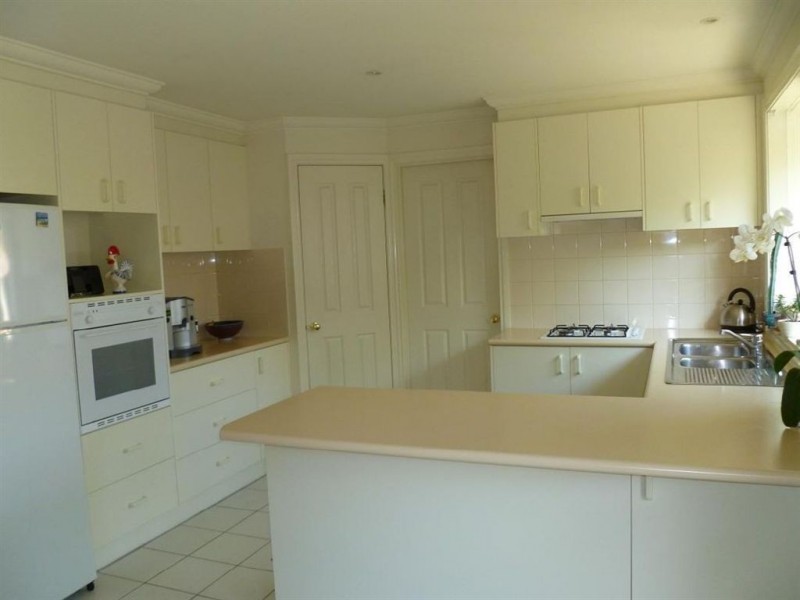 64 Albert Place, Dingley Village VIC 3172