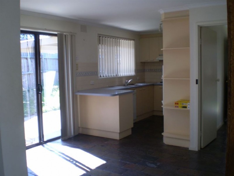 1/5 Norham Court, Berwick VIC 3806