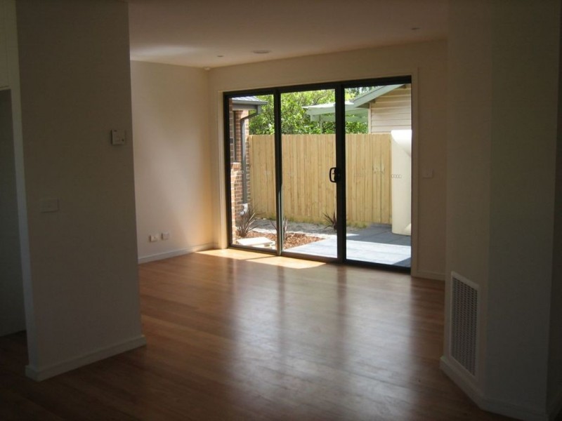 1/21 Knight Street, Clayton South VIC 3169