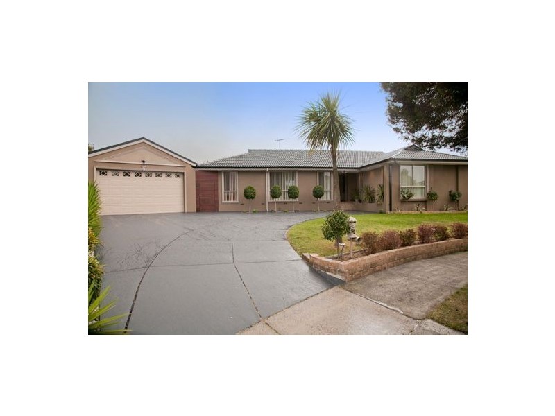 5 Grange Court, Dandenong North VIC 3175