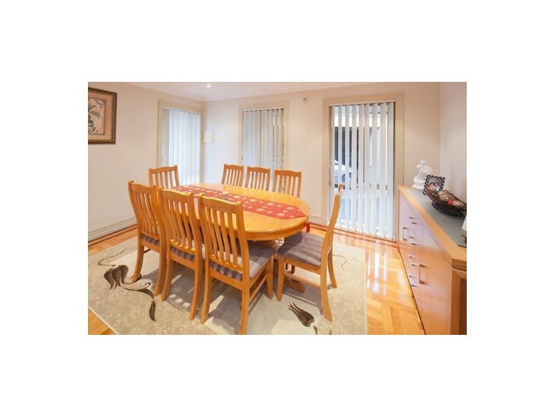 5 Grange Court, Dandenong North VIC 3175