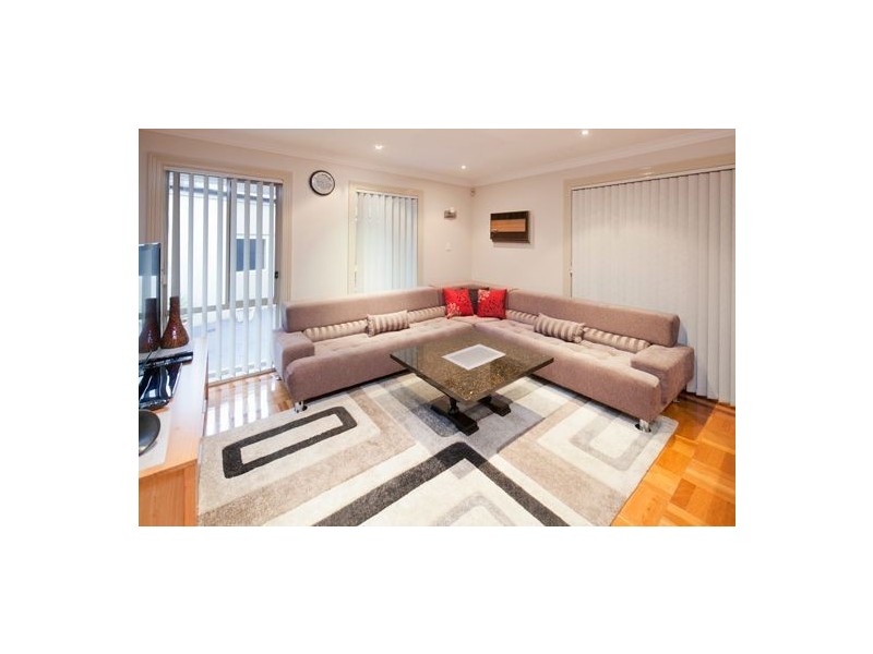 5 Grange Court, Dandenong North VIC 3175