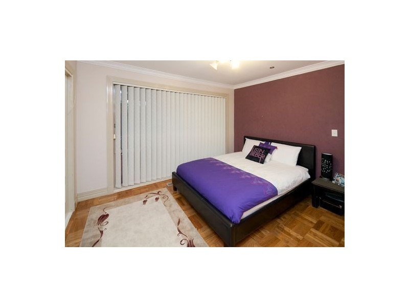 5 Grange Court, Dandenong North VIC 3175