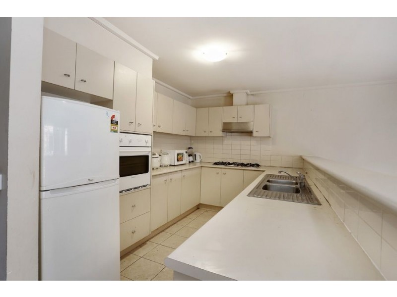 2/10-12 Murray Street, Clayton VIC 3168