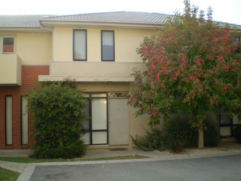 8 Shady Mews, Clayton VIC 3168