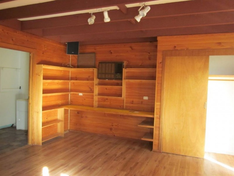 30 Alexander Avenue, Dandenong VIC 3175