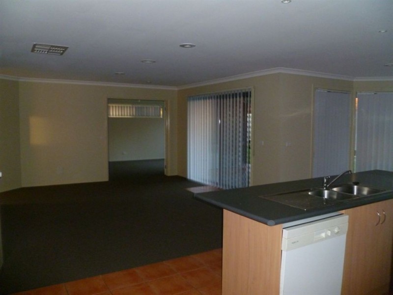 3 Dickson Mews, Berwick VIC 3806