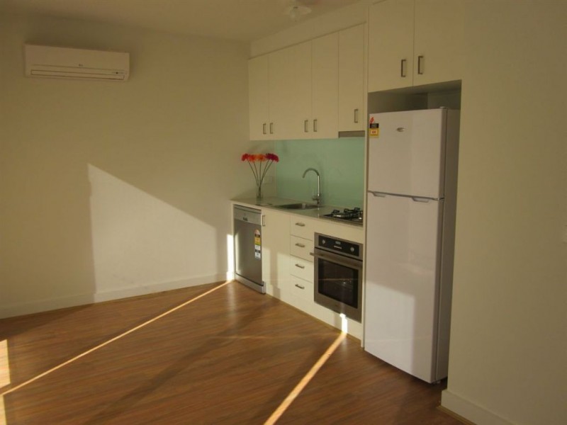 8/1424 Centre Road, Clayton VIC 3168