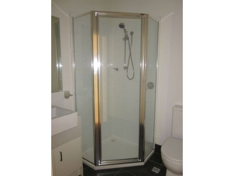 8/1424 Centre Road, Clayton VIC 3168