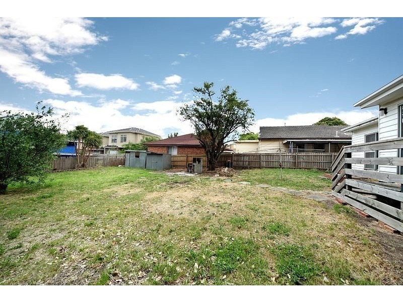 33 Glenbrook Avenue, Clayton VIC 3168