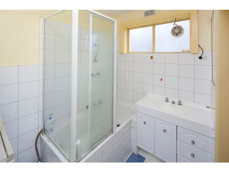 2/14 Bettina Street, Clayton VIC 3168