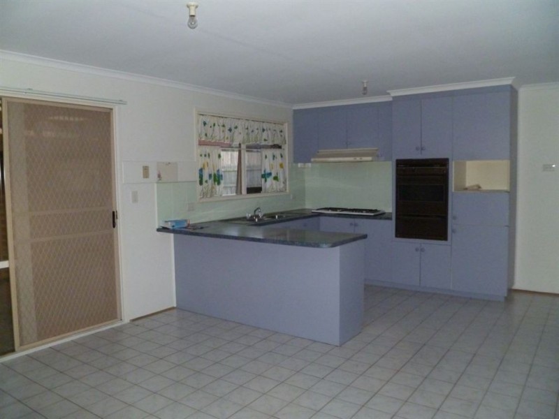 8 Howitt Court, Berwick VIC 3806