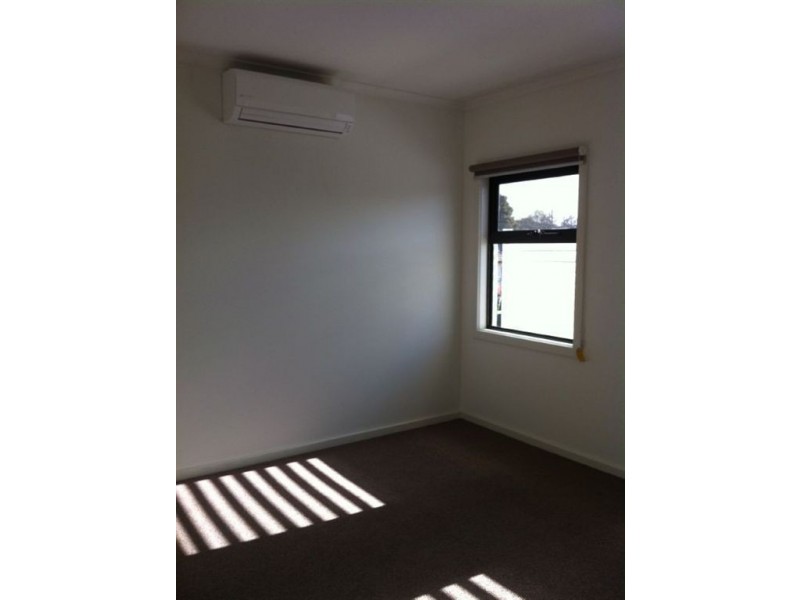 2/9 Kionga Street, Clayton VIC 3168