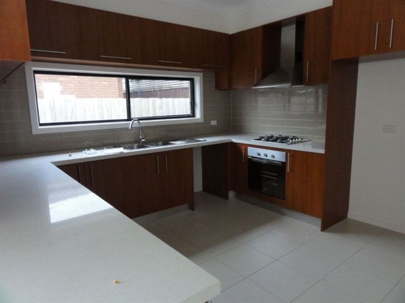 2/314 Warrigal Road, Oakleigh South VIC 3167