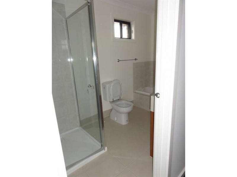 2/314 Warrigal Road, Oakleigh VIC 3166