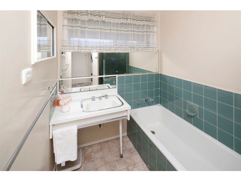 7 Clunies Ross Crescent, Mulgrave VIC 3170