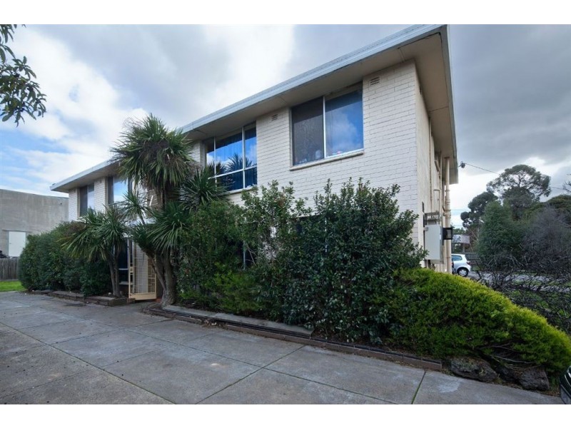 2/14 Bettina Street, Clayton VIC 3168