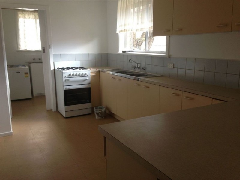 1/35 Cambro Road, Clayton VIC 3168