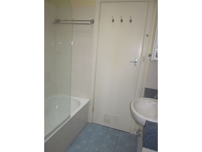 5/575 Neerim Rd, Hughesdale VIC 3166