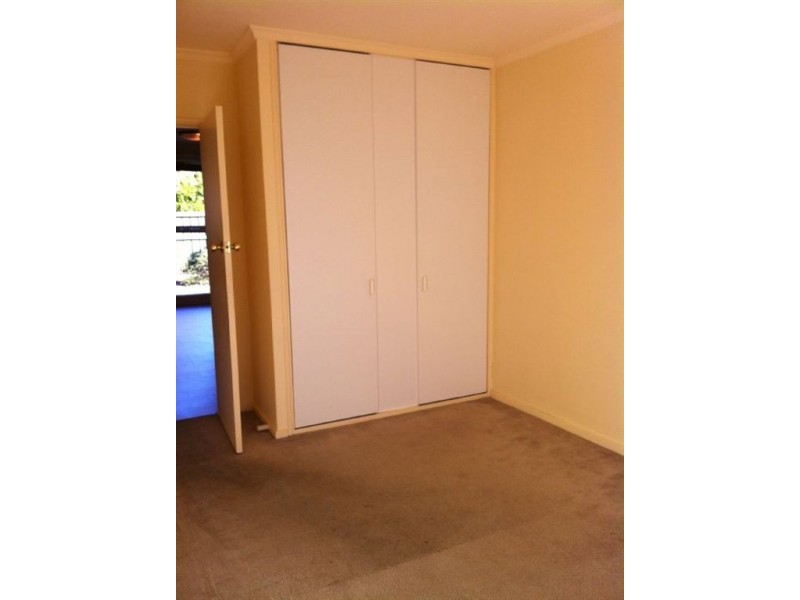 1/18 Stockdale Avenue, Clayton VIC 3168