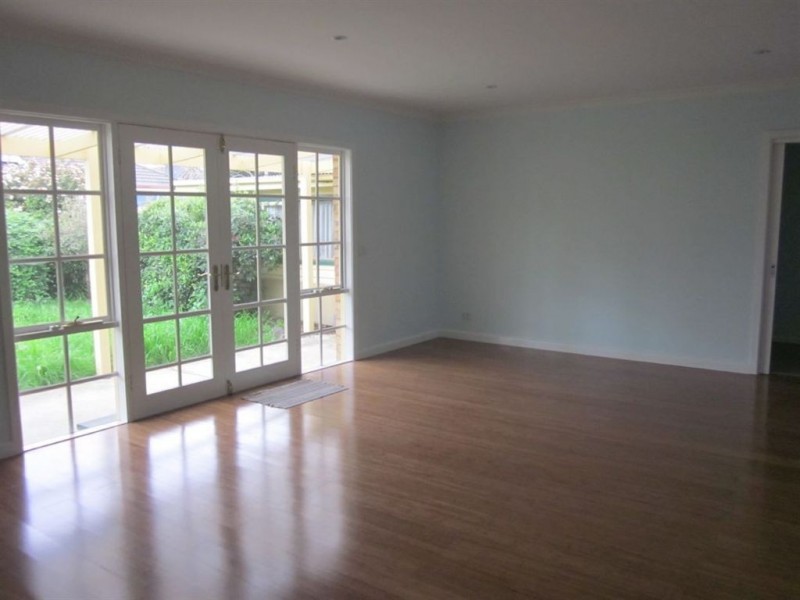 130 Wellington Road, Clayton VIC 3168