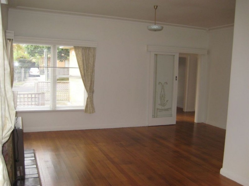 38 Kirstina Road, Glen Waverley VIC 3150
