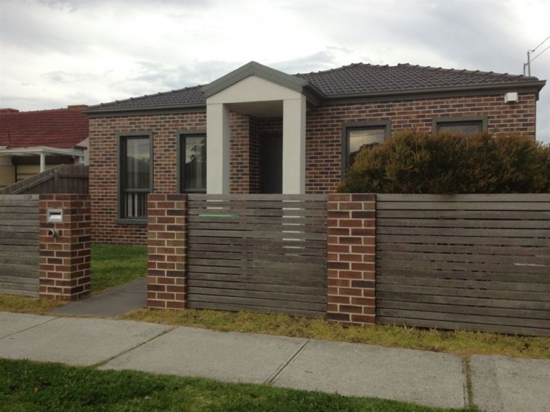 1/24 Knight Street, Clayton VIC 3168