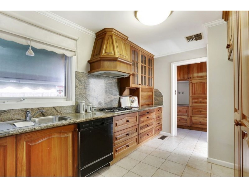 2/1340 Dandenong Road, Hughesdale VIC 3166