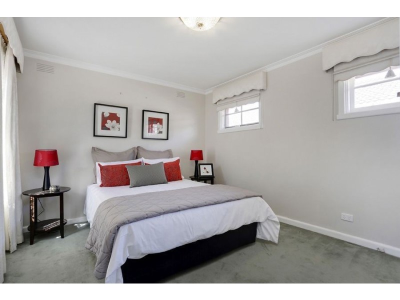 2/1340 Dandenong Road, Hughesdale VIC 3166