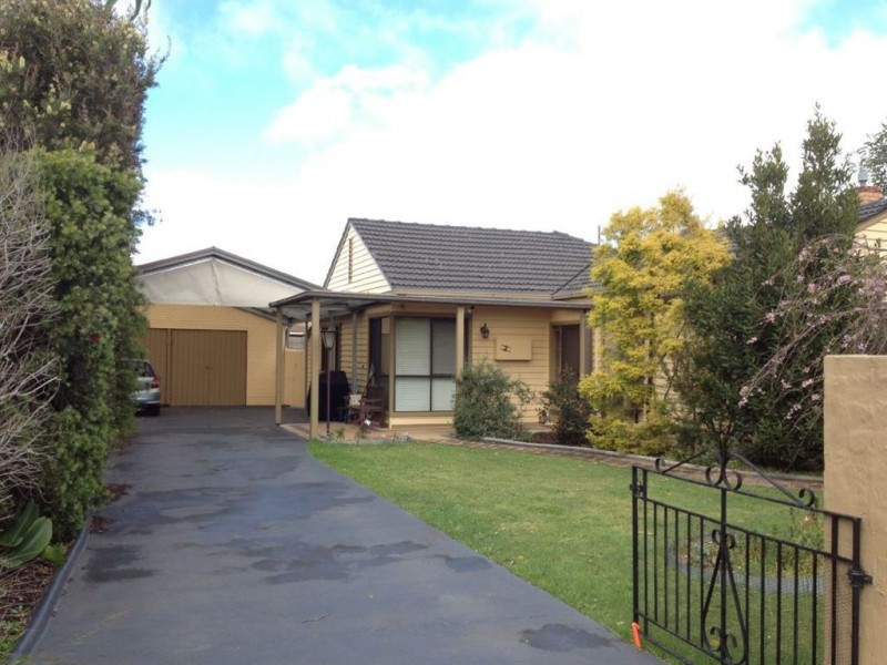 2 Vernon Street, Huntingdale VIC 3166