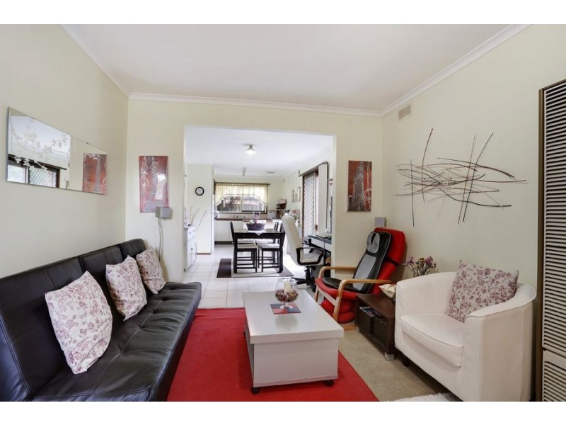 2/4 Renver Road, Clayton VIC 3168