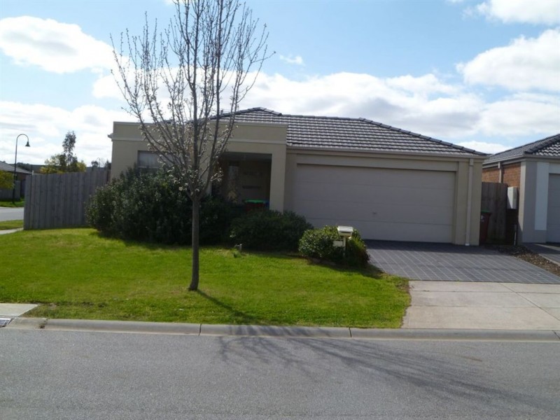 1 Cindy Court, Berwick VIC 3806