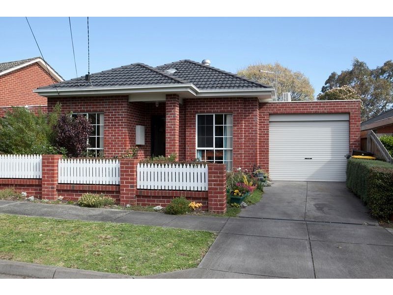 10B Caledonia Crescent, Mulgrave VIC 3170